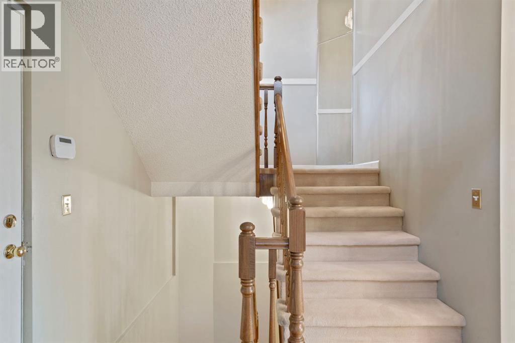 Single Family House for Sale in   Woodridge Drive SW Woodlands Calgary 