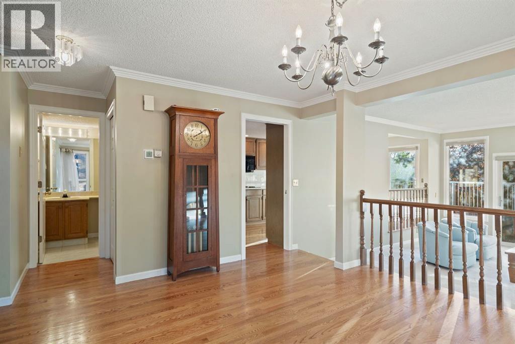 Single Family House for Sale in   Woodridge Drive SW Woodlands Calgary 