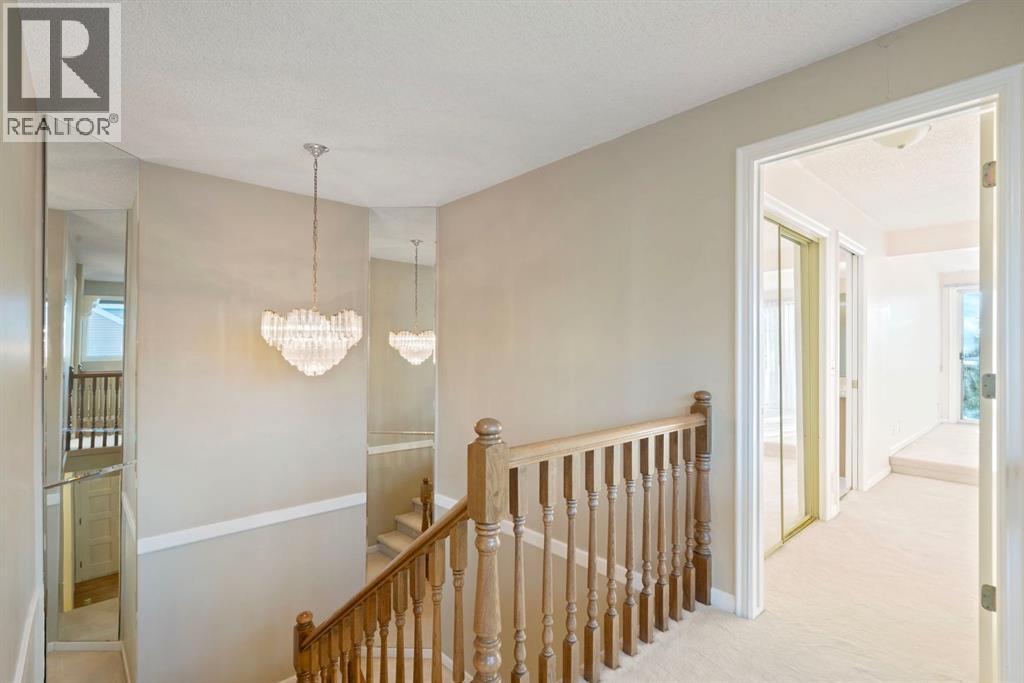 Single Family House for Sale in   Woodridge Drive SW Woodlands Calgary 