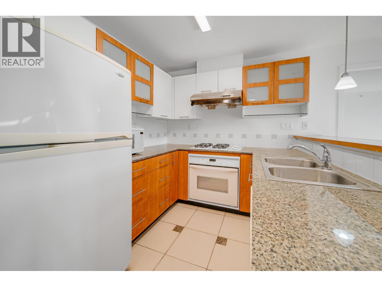 #705-7831 WESTMINSTER Highway, Richmond