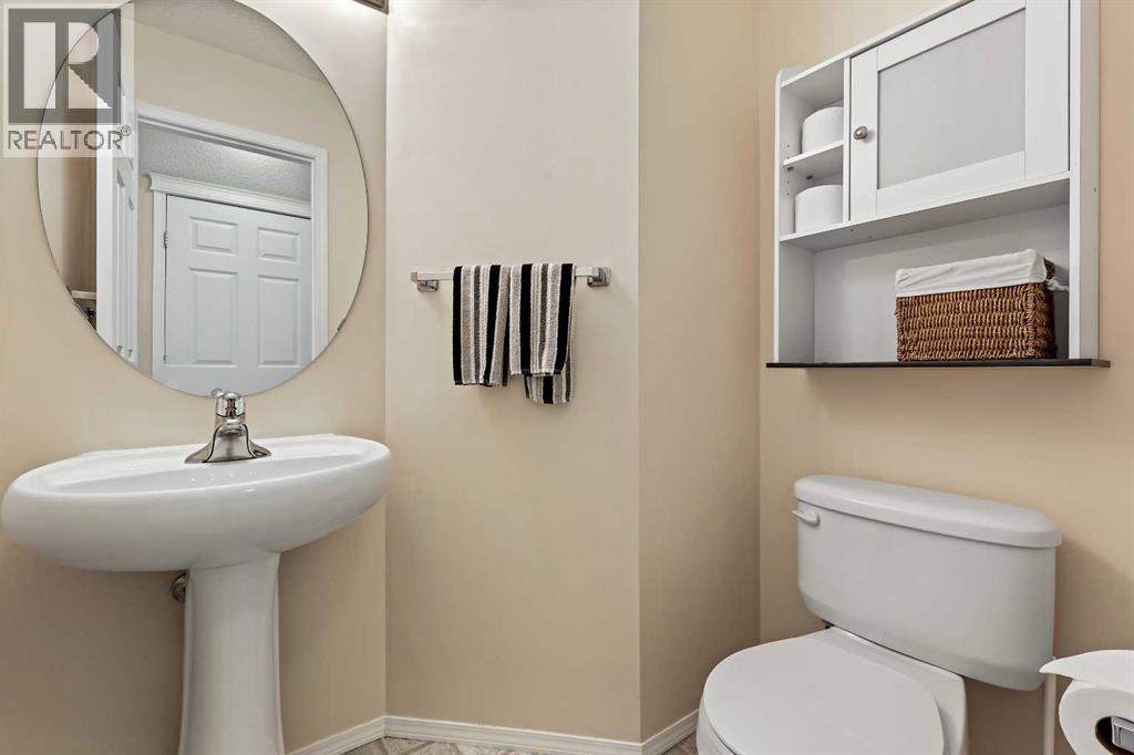 Single Family House for Sale in  Copperfield Heights SE Copperfield Calgary 