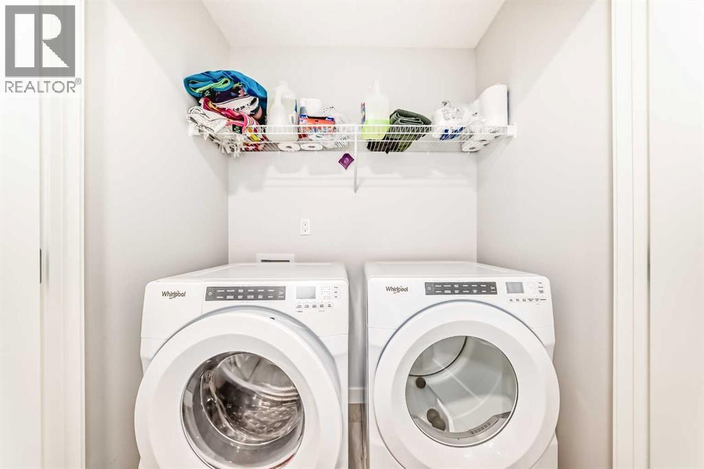 Single Family House for Sale in  Tuscany Summit Square NW Tuscany Calgary 