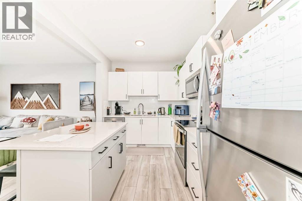 Single Family House for Sale in  Tuscany Summit Square NW Tuscany Calgary 