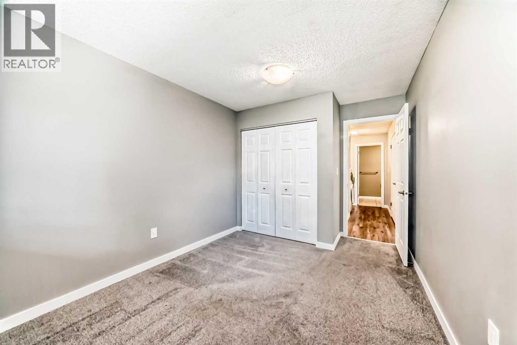 Single Family House for Sale in    Avenue SW Kelvin Grove Calgary 