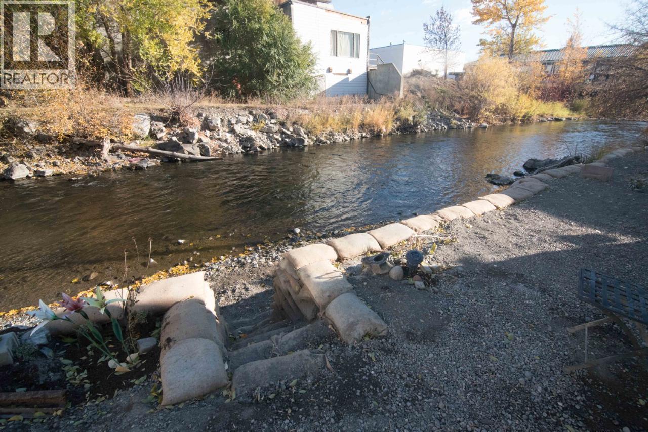 #13 1055 OLD CARIBOO ROAD - 12