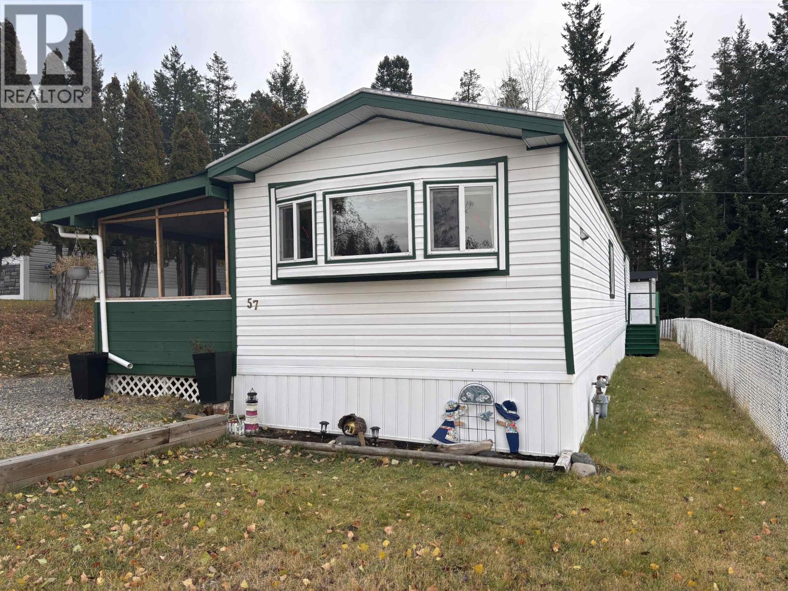57 997 20 HIGHWAY, Williams Lake