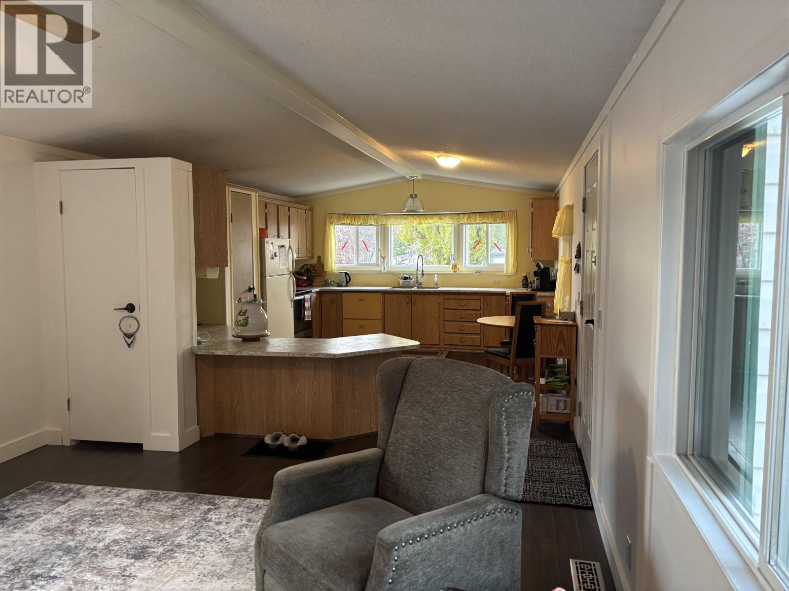 57 997 20 HIGHWAY, Williams Lake