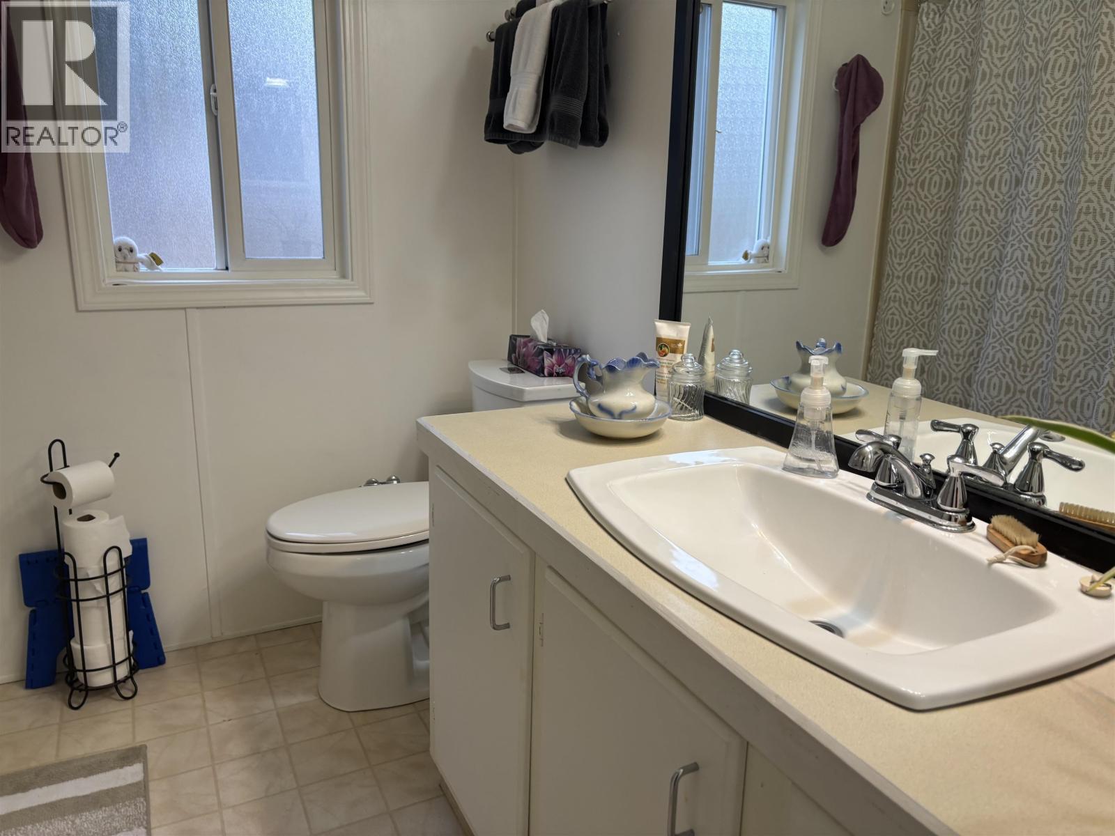 57 997 20 HIGHWAY, Williams Lake