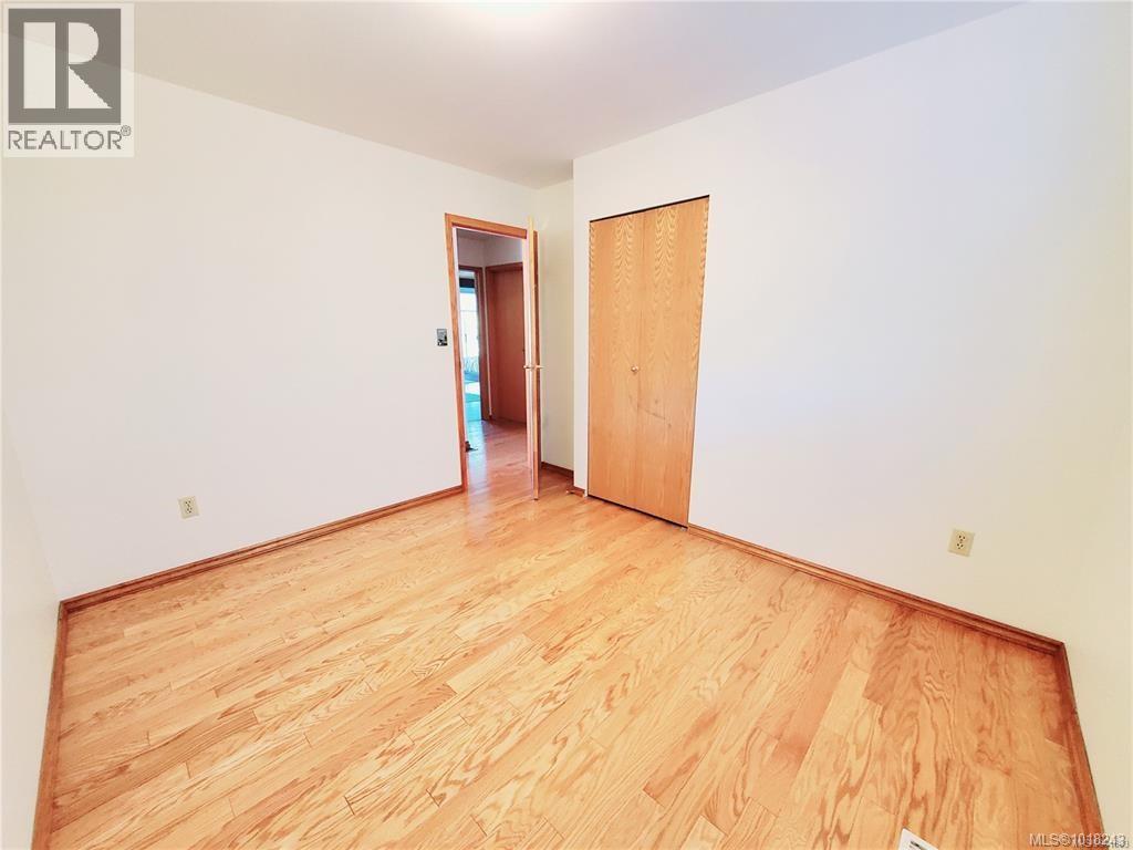 270 Cedar St, Tofino