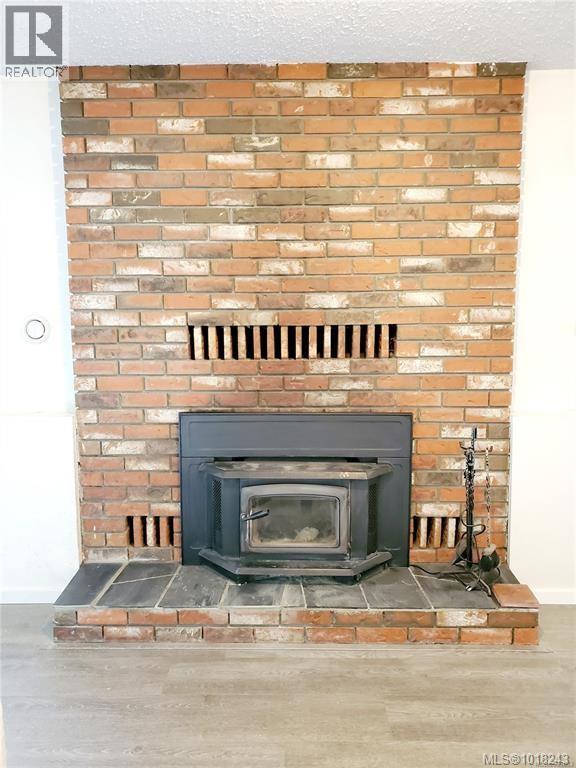 270 Cedar St, Tofino