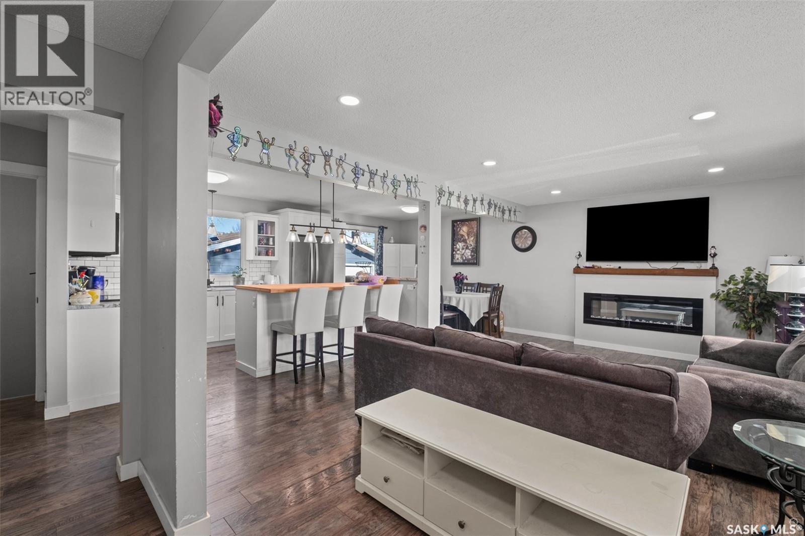 Single Family House Bungalow for Sale in  Eastwood STREET Prince Albert 