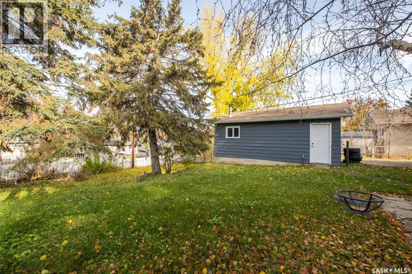 Single Family House Bungalow for Sale in  Eastwood STREET Prince Albert 