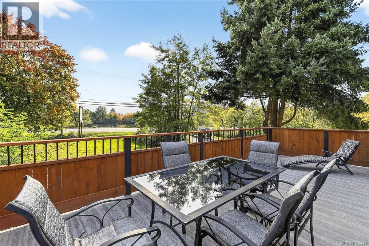 5238 Heaslip Rd, Port Alberni