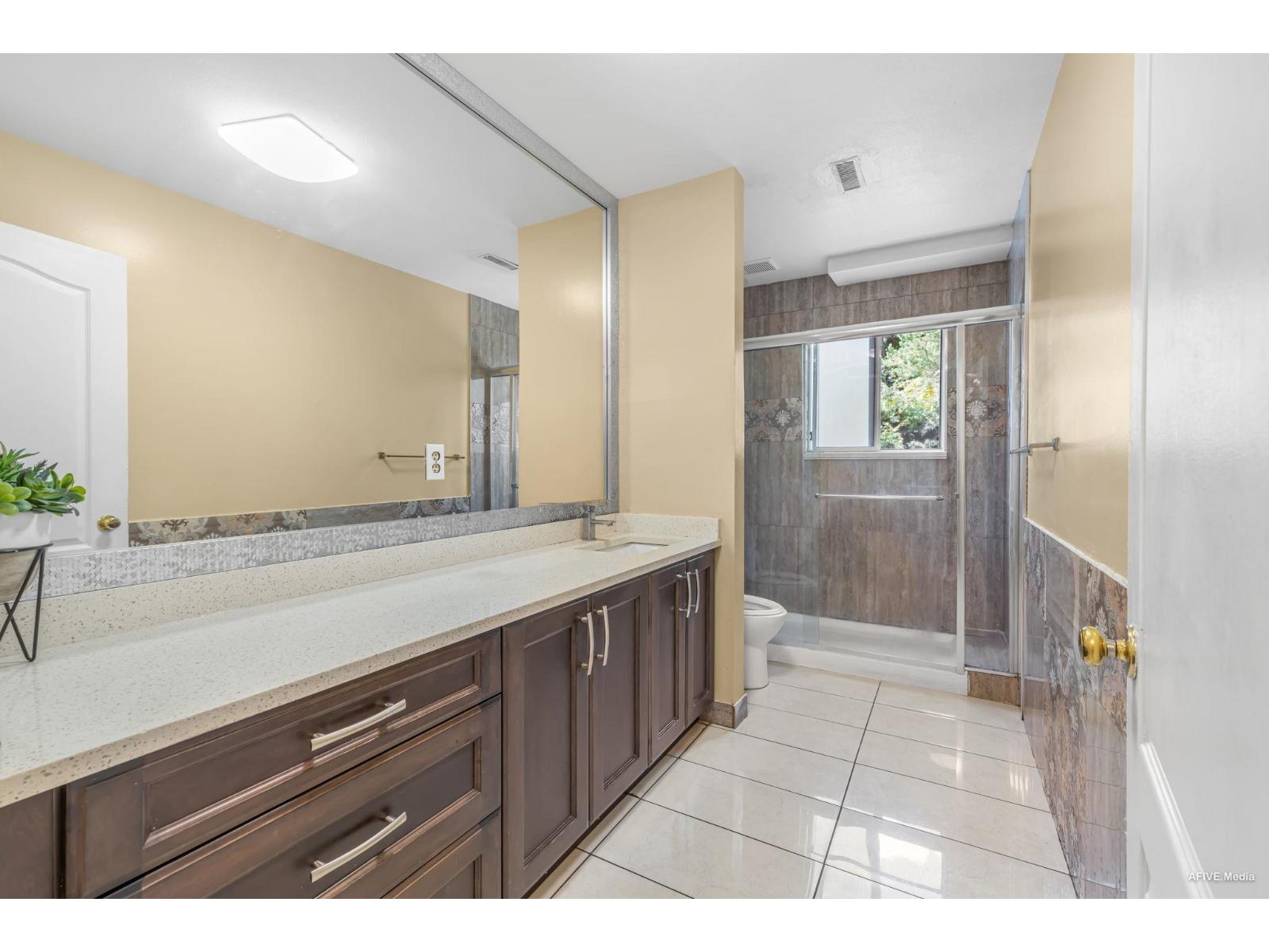 9087 144 STREET, Surrey