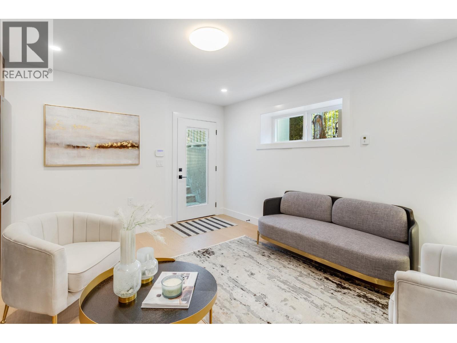 2658 WATERLOO STREET, Vancouver