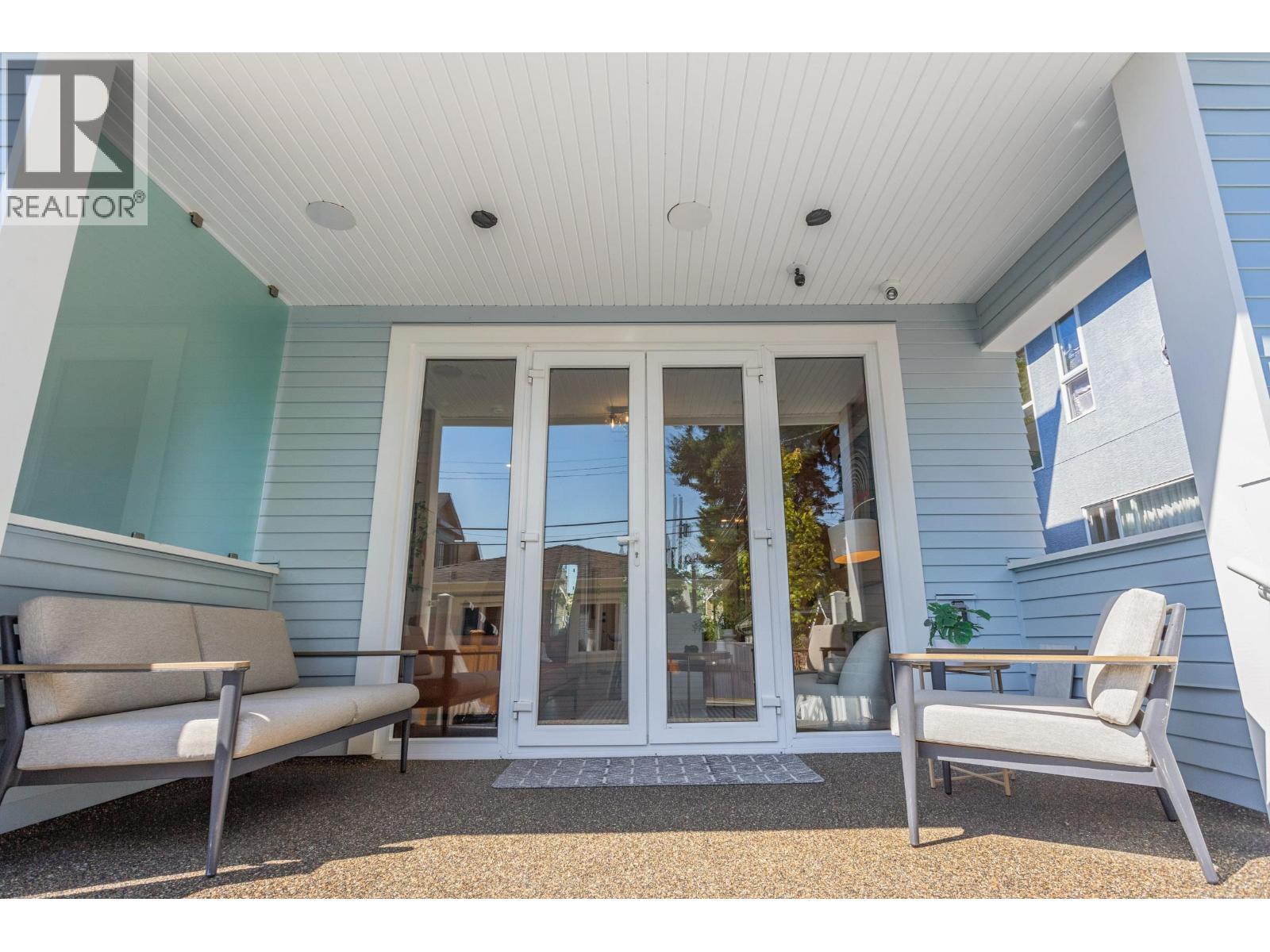 2658 WATERLOO STREET, Vancouver