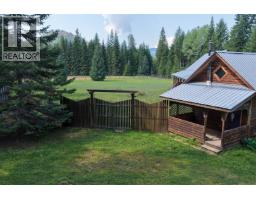 152 Talbot Road, Nelway, BC V0G1Z0 Photo 19