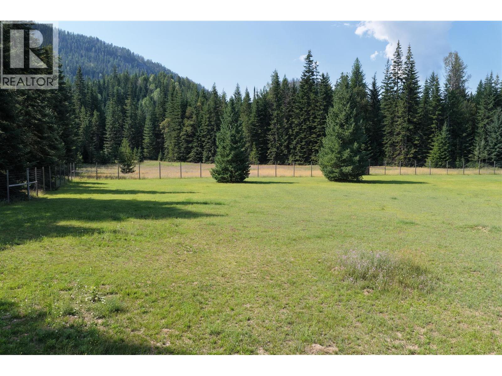 152 TALBOT ROAD - 16