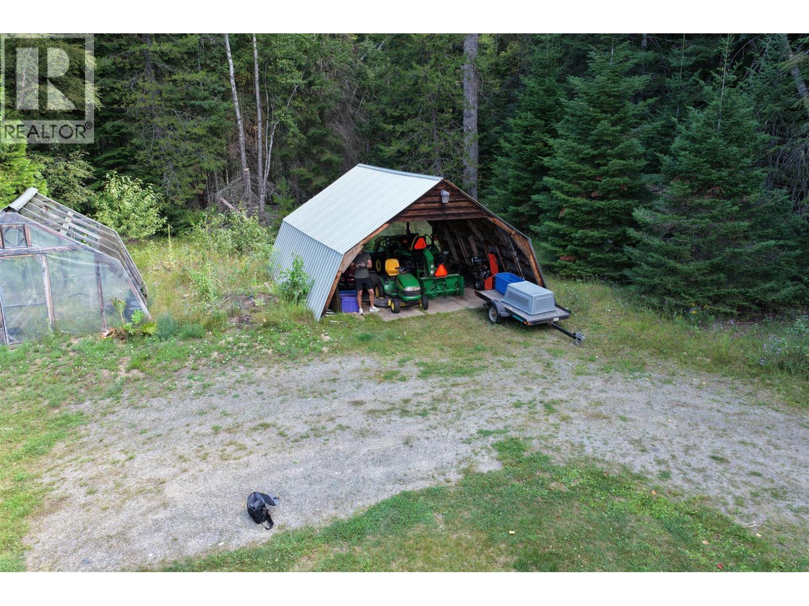 152 TALBOT ROAD - 17