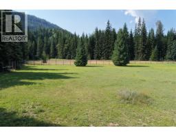 152 Talbot Road, Nelway, BC V0G1Z0 Photo 16