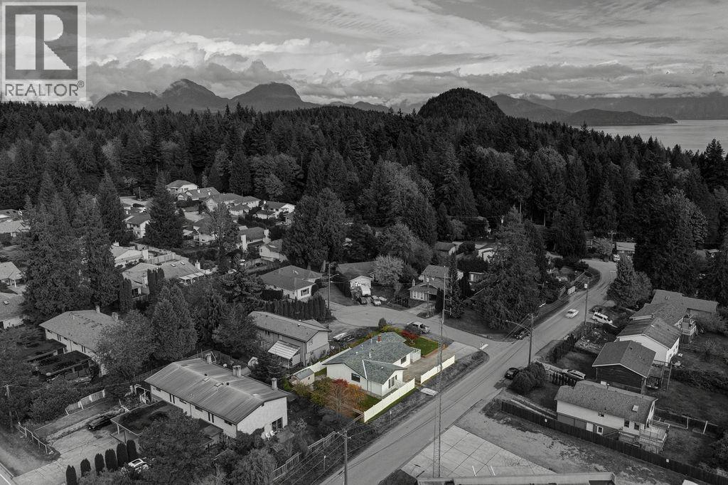 776 SEACOT WAY, Gibsons