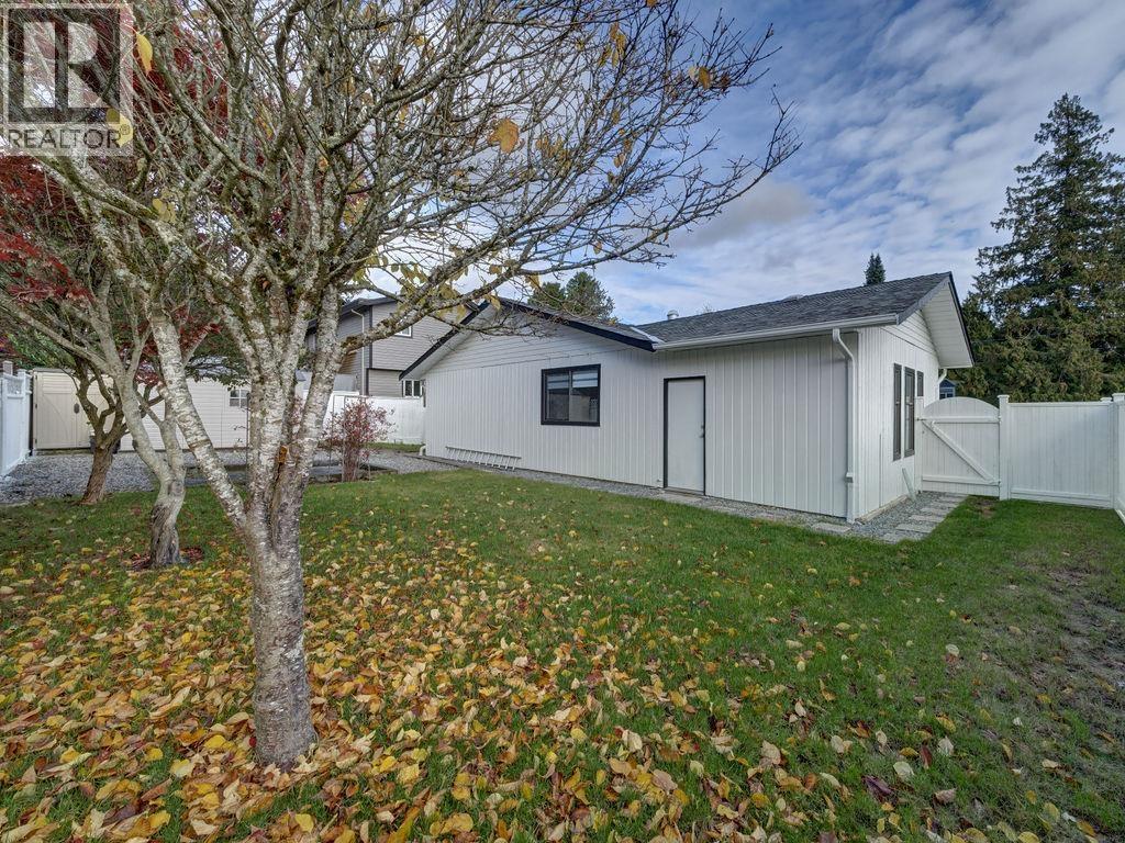 776 SEACOT WAY, Gibsons