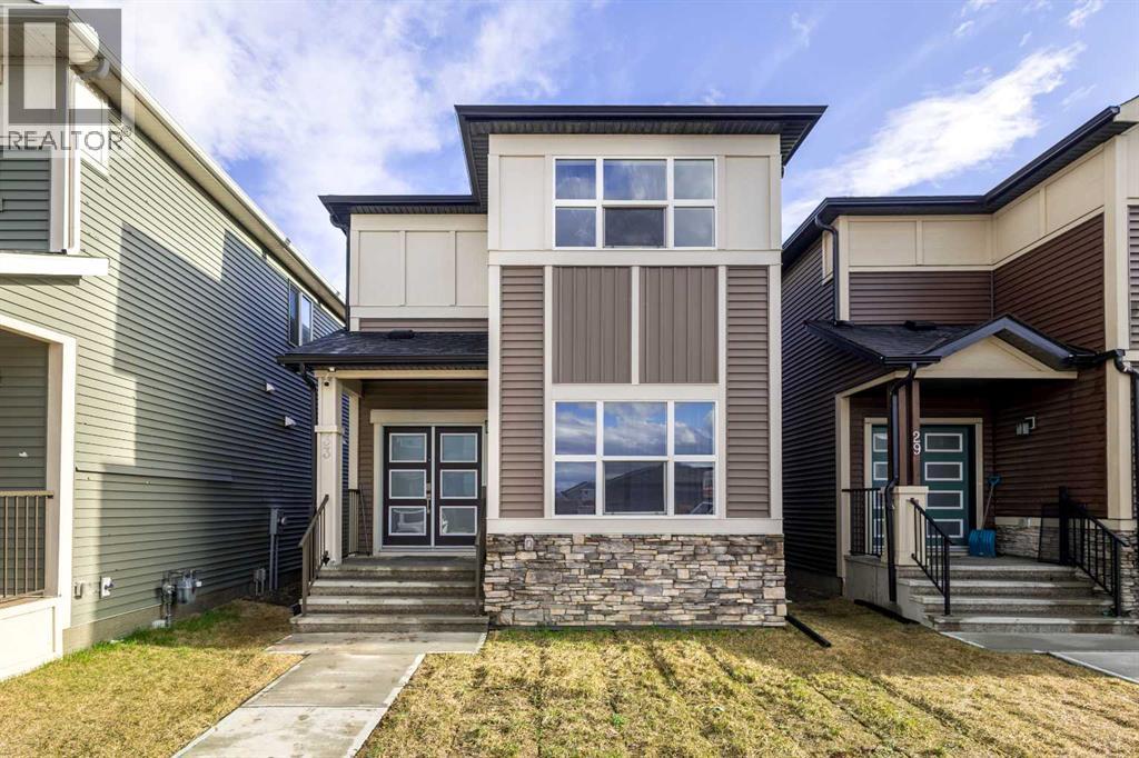 33 Homestead Crescent NE, Calgary, Alberta
