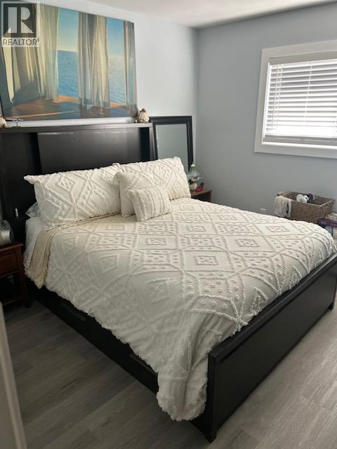 3537 Lakeshore Road - 7