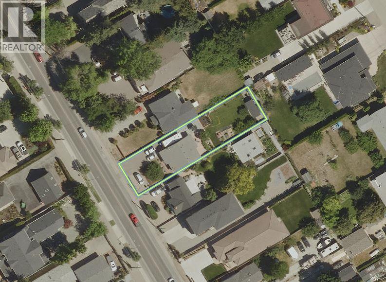 3537 Lakeshore Road - 3
