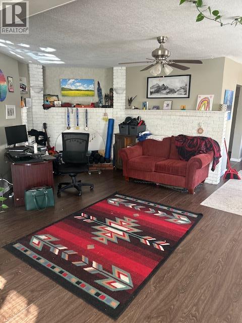  3531 Lakeshore Road, Kelowna