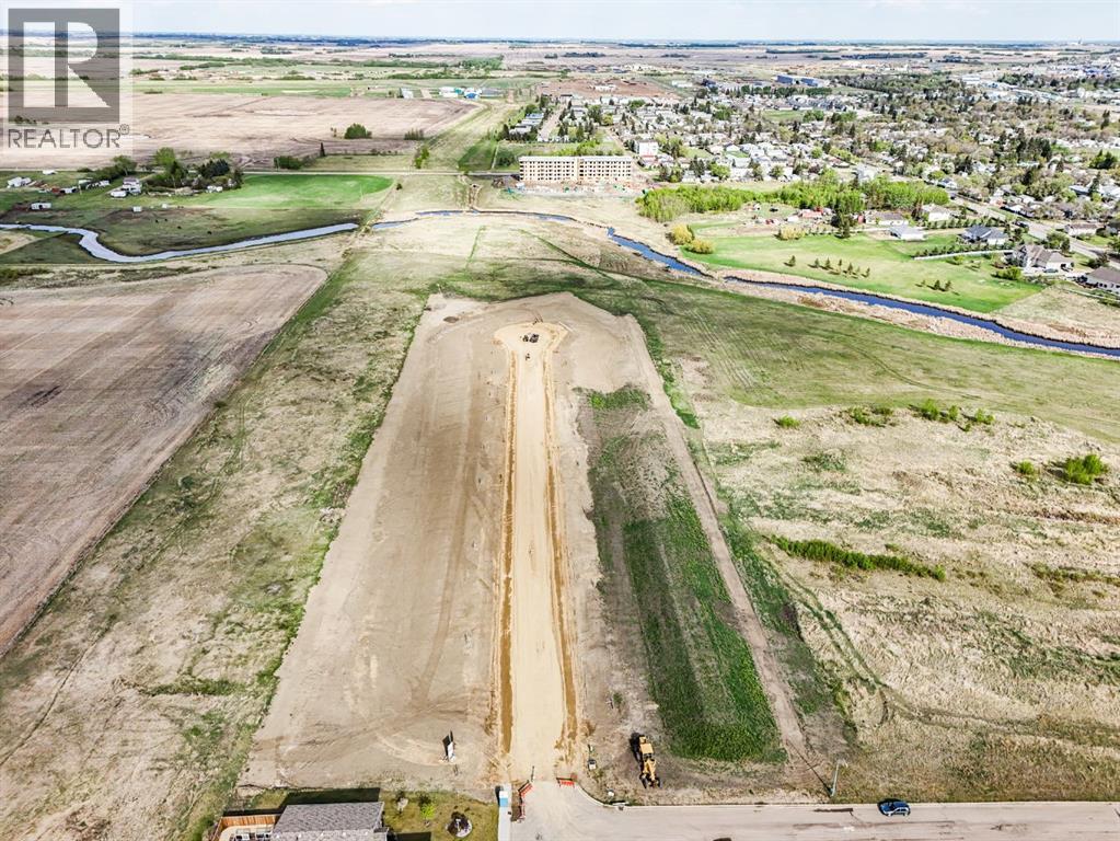 Single Family House Bungalow for Sale in   Avenue Victoria Park Camrose 