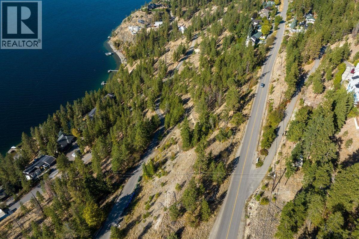 210 Clifton Road, Kelowna