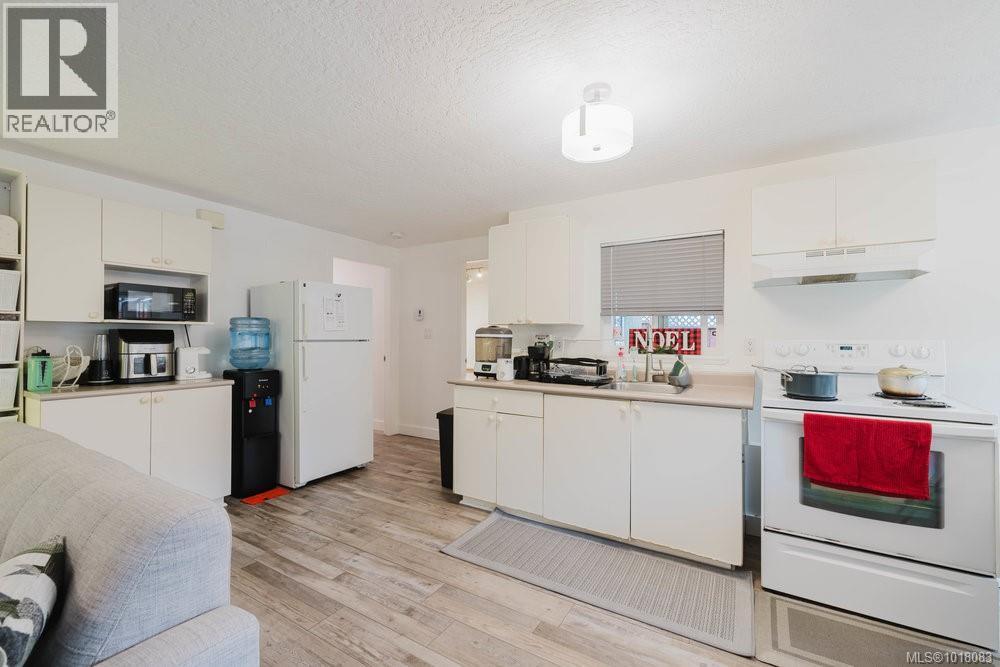 2310 Francis View Dr, View Royal