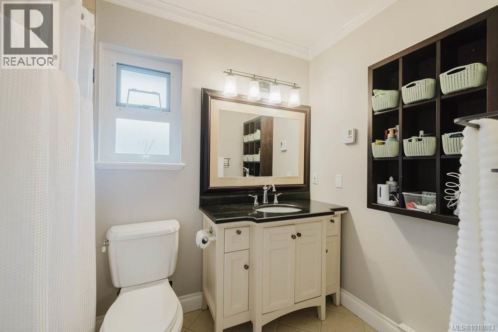 2310 Francis View Dr, View Royal