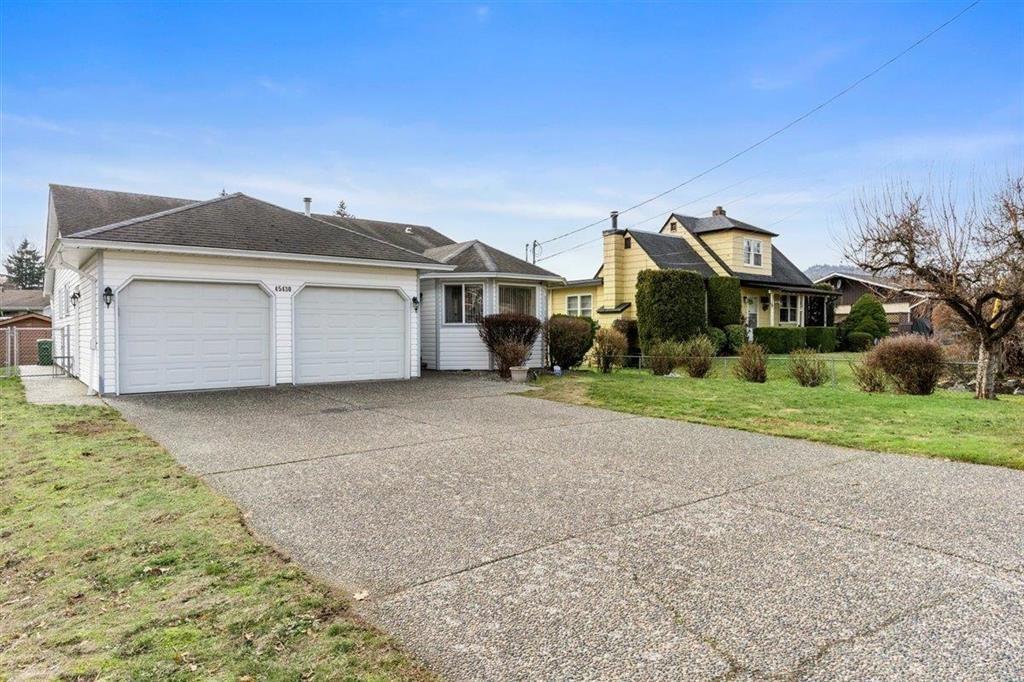 45430 BERNARD AVENUE, Chilliwack Proper West, Chilliwack