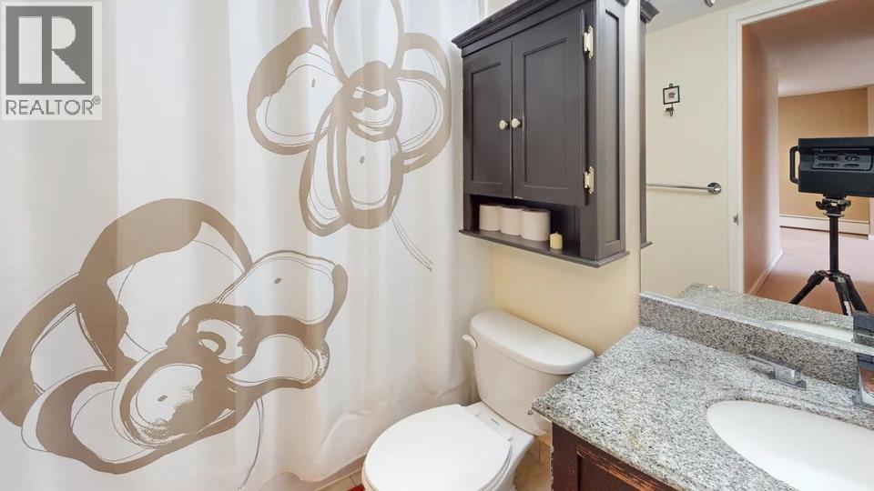 1602 2016 FULLERTON AVENUE, North Vancouver