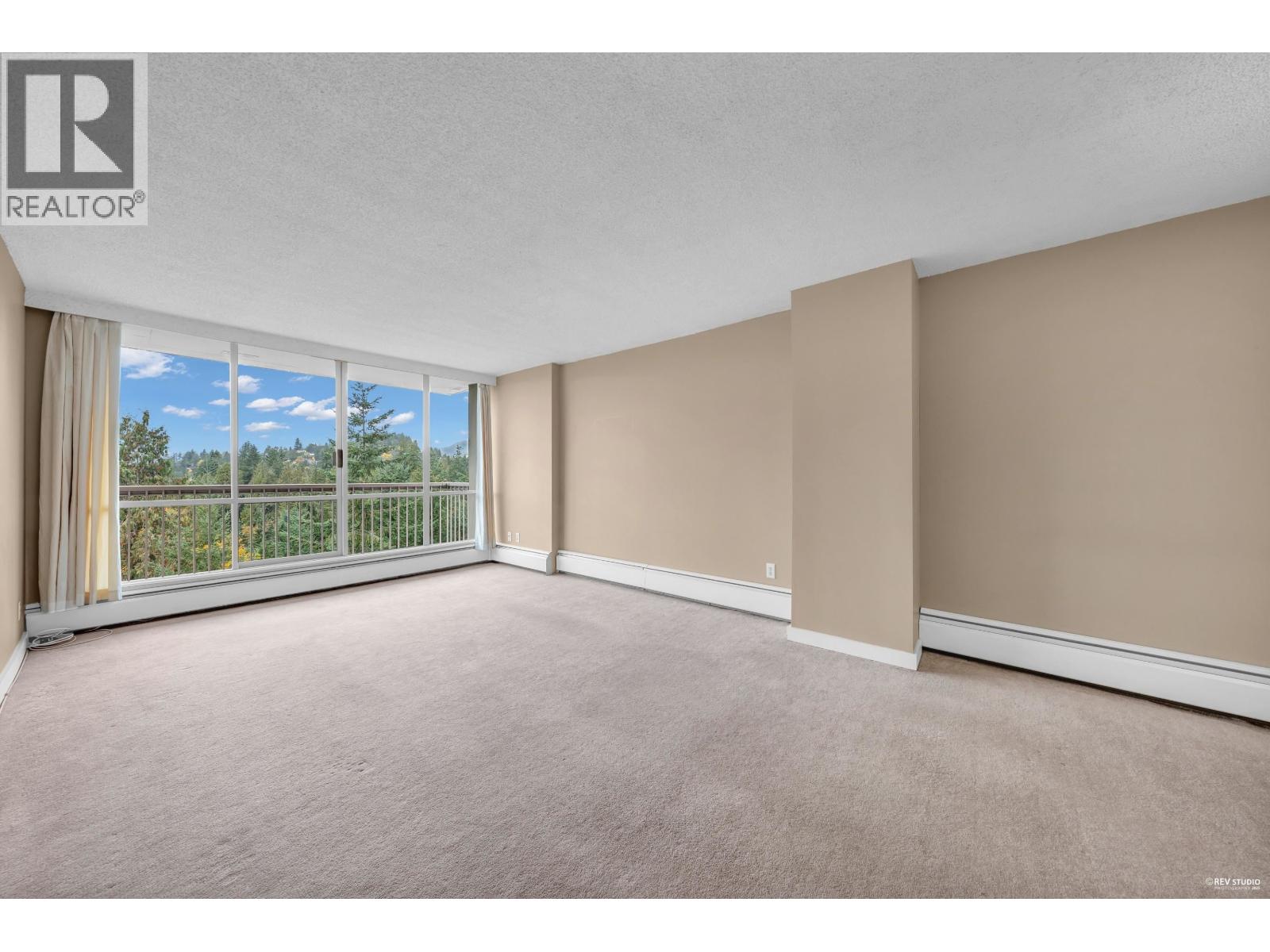 1602 2016 FULLERTON AVENUE, North Vancouver