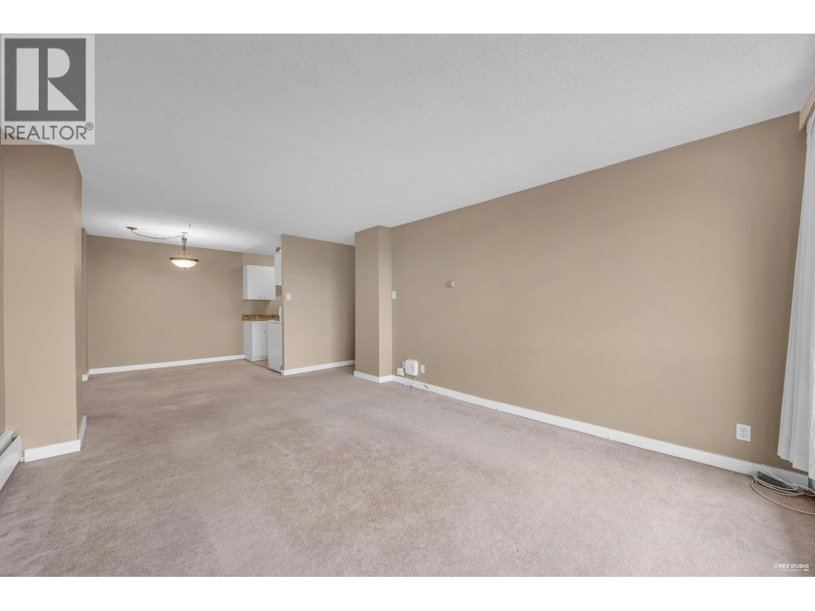 1602 2016 FULLERTON AVENUE, North Vancouver