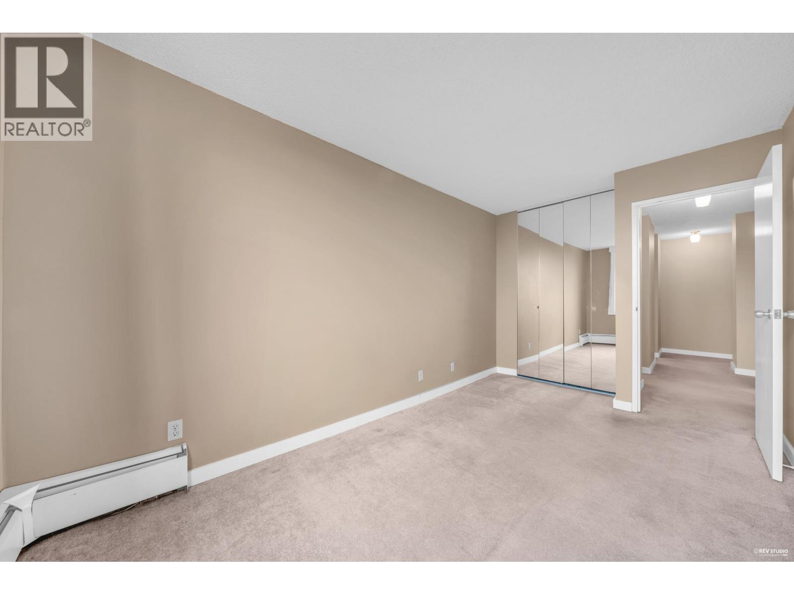 1602 2016 FULLERTON AVENUE, North Vancouver