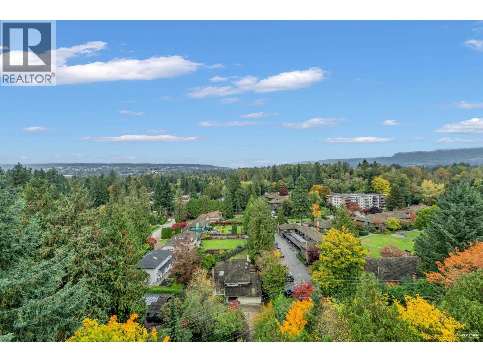 1602 2016 FULLERTON AVENUE, North Vancouver