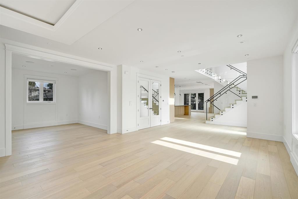 13915 BLACKBURN AVENUE, White Rock