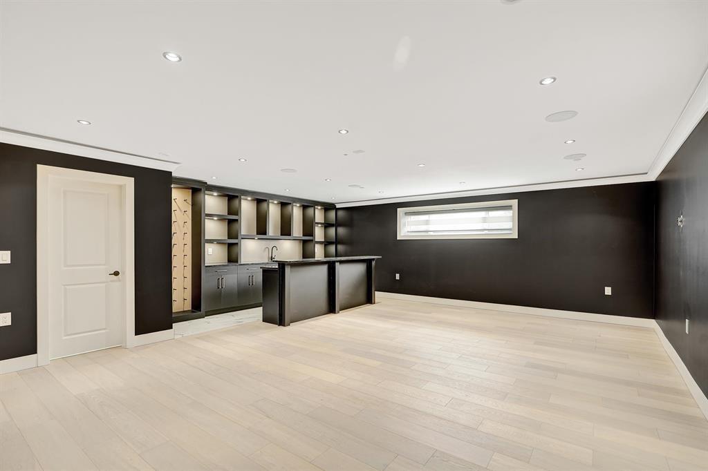 13915 BLACKBURN AVENUE, White Rock