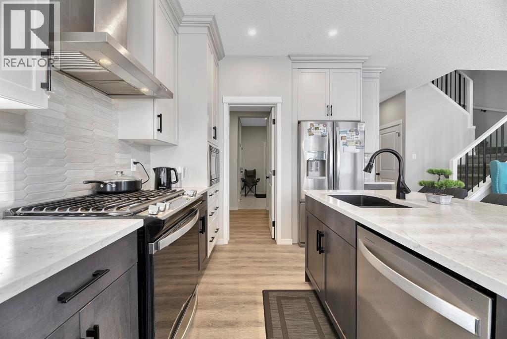 Single Family House for Sale in  Creekside Grove SW Pine Creek Calgary 