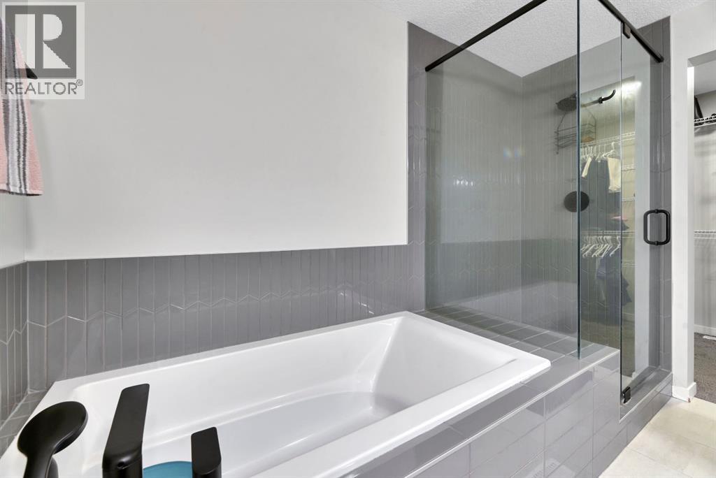 Single Family House for Sale in  Creekside Grove SW Pine Creek Calgary 