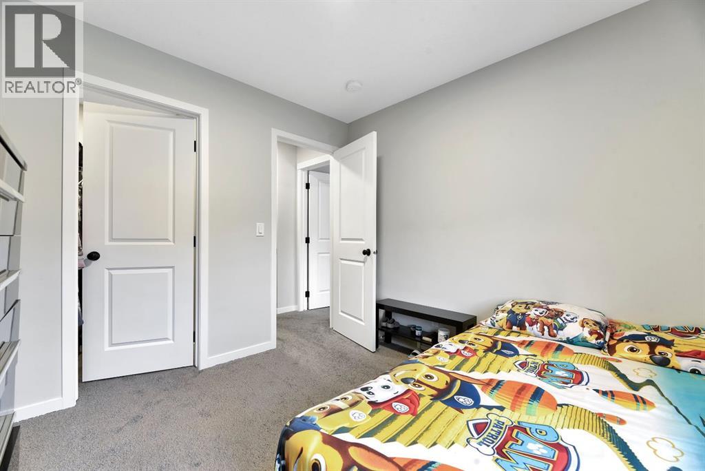 Single Family House for Sale in  Creekside Grove SW Pine Creek Calgary 