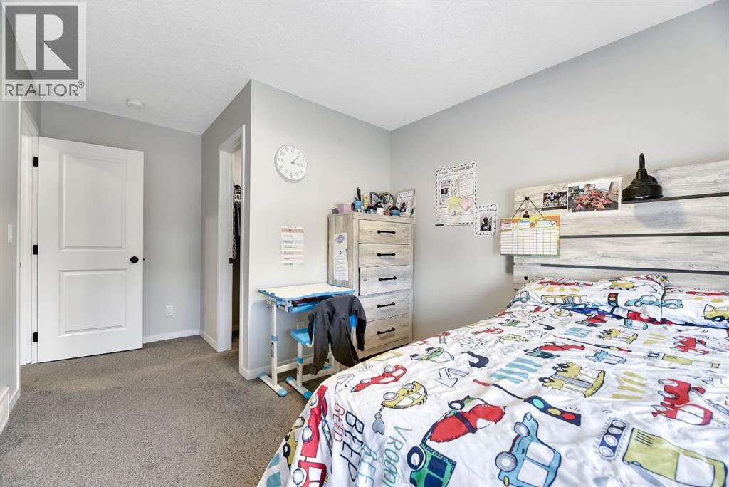 Single Family House for Sale in  Creekside Grove SW Pine Creek Calgary 