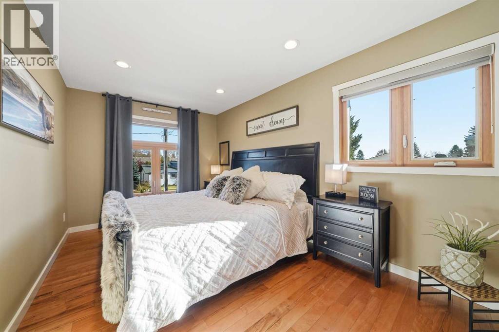 Single Family House for Sale in  A Avenue Mountview Red Deer 