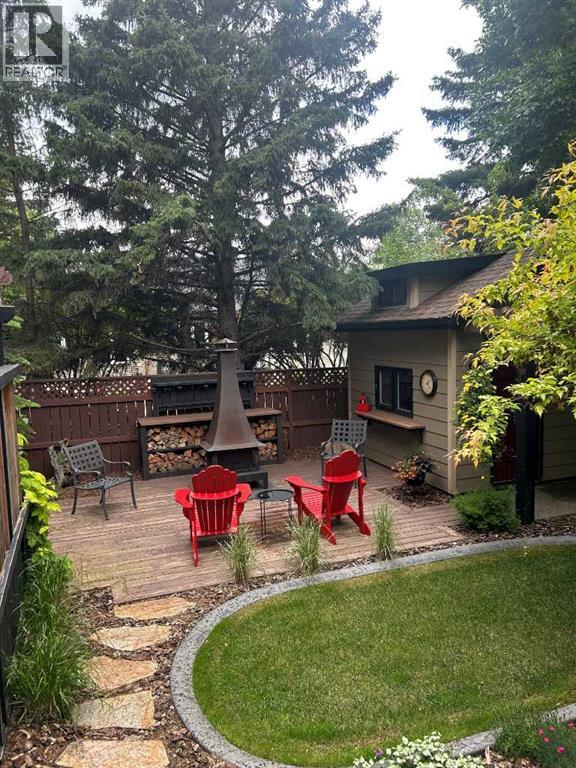 Single Family House for Sale in  A Avenue Mountview Red Deer 