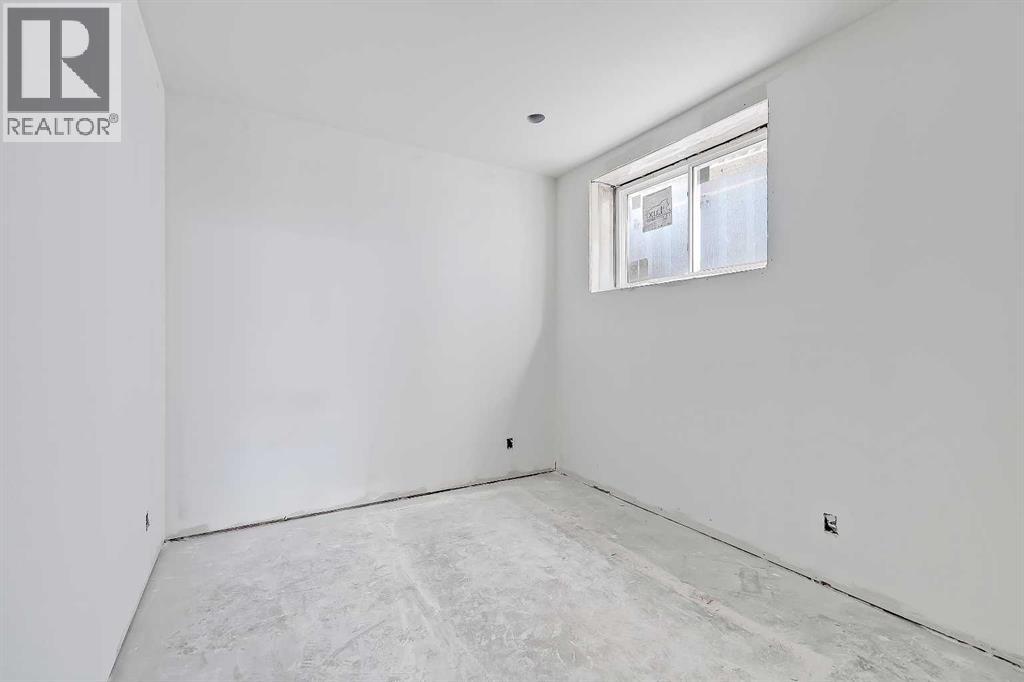 Single Family House for Sale in   Avenue NW Mount Pleasant Calgary 