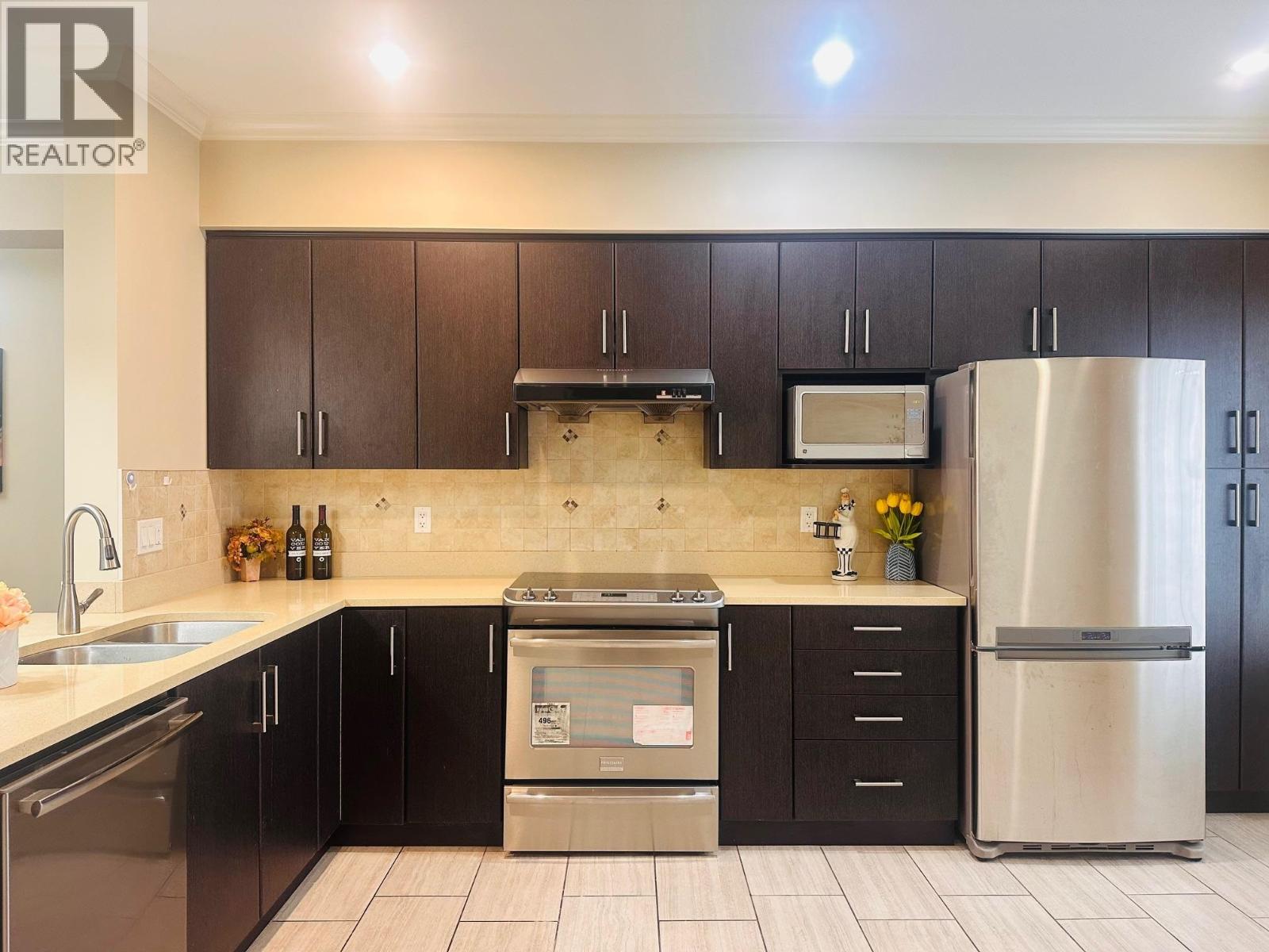 #16-9811 FERNDALE Road, Richmond